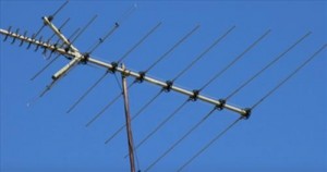 How To Install a TV Antenna and Watch Free Over the Air TV Channels ...